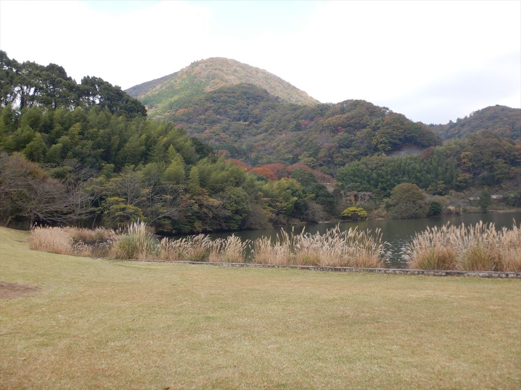 秋の松川湖畔